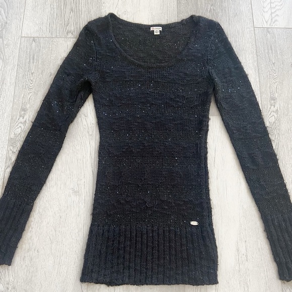 GUESS | Black scoop neck sweater with a touch of sequins - Picture 5 of 5